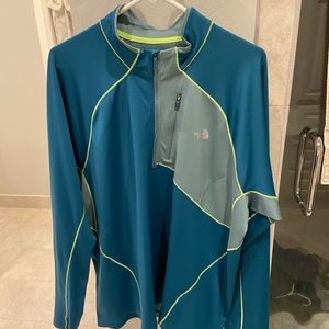 The North Face 3/4 zipper light weight pullover